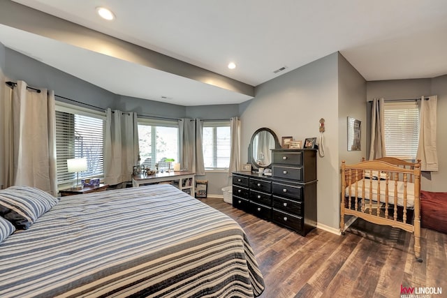 5100 Bridle Ln, Lincoln, NE 68516 - bedroom with wood finished floors, baseboards, and recessed lighting