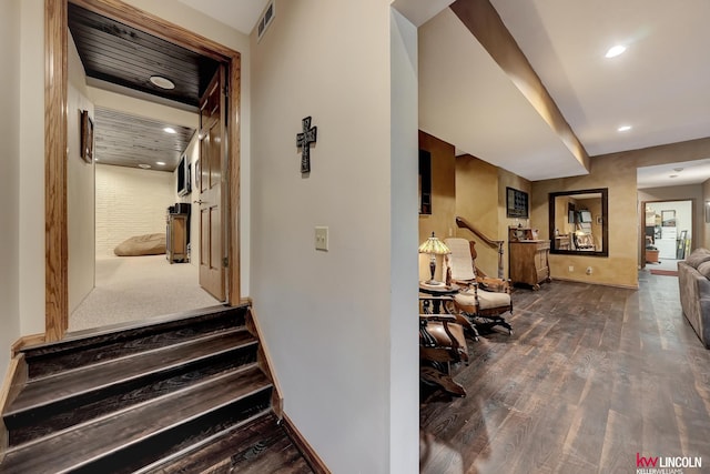 5100 Bridle Ln, Lincoln, NE 68516 - hallway featuring wood finished floors, recessed lighting, baseboards, and stairs