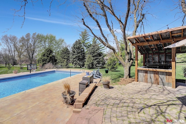 5100 Bridle Ln, Lincoln, NE 68516 - outdoor pool featuring a patio