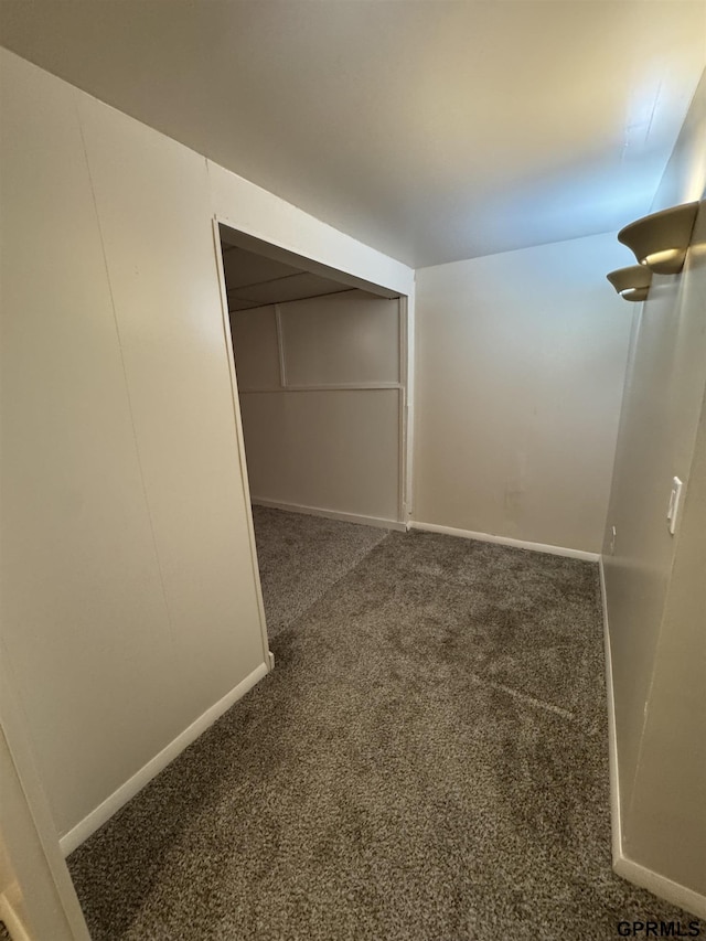 6035 Woolworth Ave, Omaha, NE 68106 - unfurnished bedroom featuring carpet floors, baseboards, and a closet