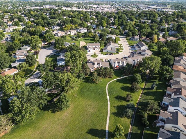 6207 Benjamin Pl, Lincoln, NE 68516 - aerial view of property and surrounding area with nearby suburban area