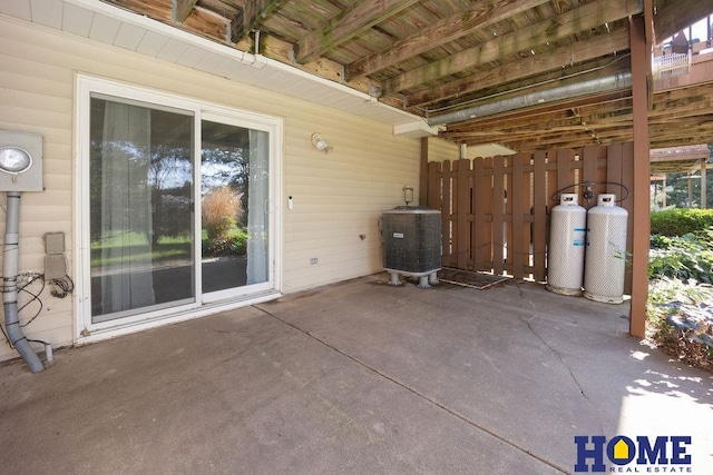 6207 Benjamin Pl, Lincoln, NE 68516 - view of patio / terrace featuring central AC