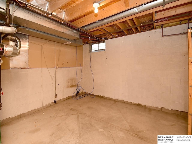 15211 Pasadena Ave, Omaha, NE 68144 - view of below grade area