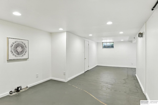 2311 N 51st St, Omaha, NE 68104 - below grade area with recessed lighting