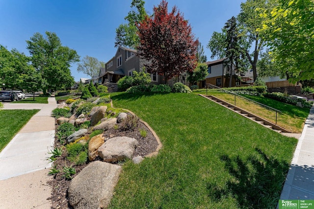 523 N 52nd St, Omaha, NE 68132 - view of grassy yard