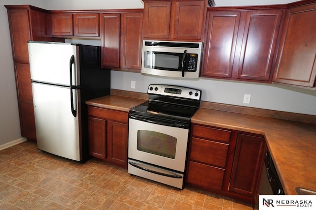 19122 Drexel St, Omaha, NE 68135 - kitchen with stainless steel appliances