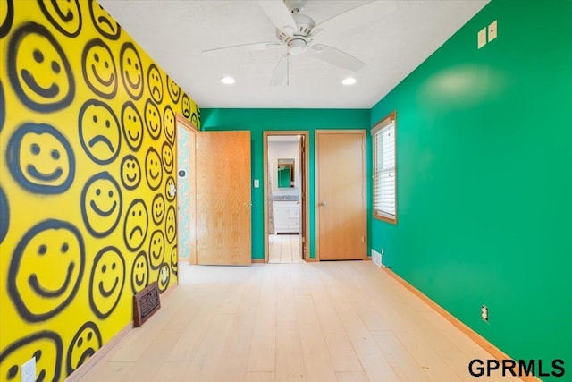 3018 Frederick St S, Omaha, NE 68105 - unfurnished room with ceiling fan and wood finished floors
