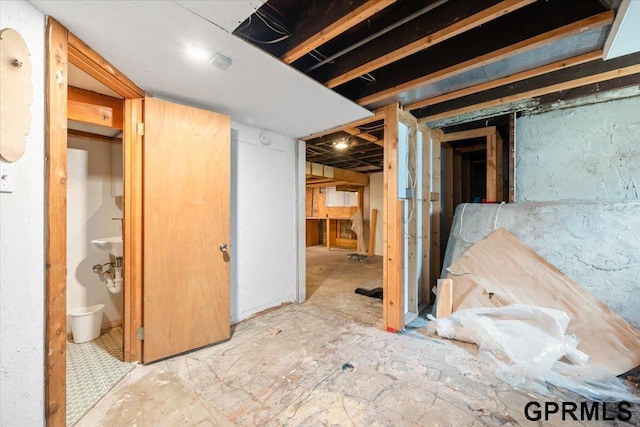 3018 Frederick St S, Omaha, NE 68105 - view of unfinished below grade area