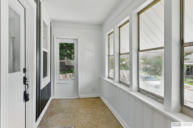 3410 U St, Omaha, NE 68107 - unfurnished sunroom featuring healthy amount of natural light
