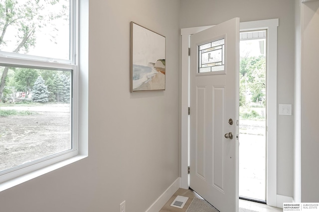 5445 S 51st St, Omaha, NE 68117 - foyer featuring baseboards