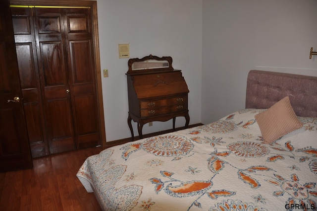 1017 N 129th Cir, Omaha, NE 68154 - bedroom featuring wood finished floors and baseboards