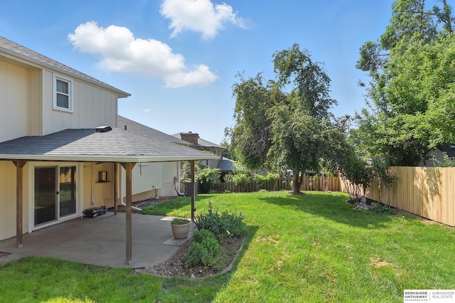 7504 S 46th Ave, Omaha, NE 68157 - fenced backyard featuring a patio area