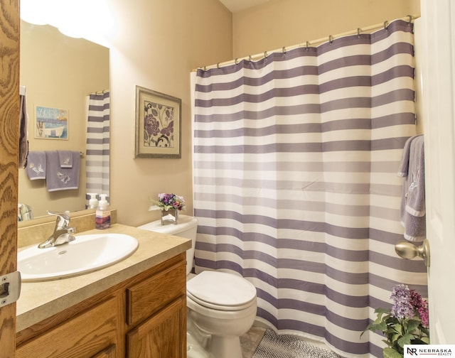 1933 Redstone Rd, Lincoln, NE 68521 - bathroom featuring vanity and curtained shower