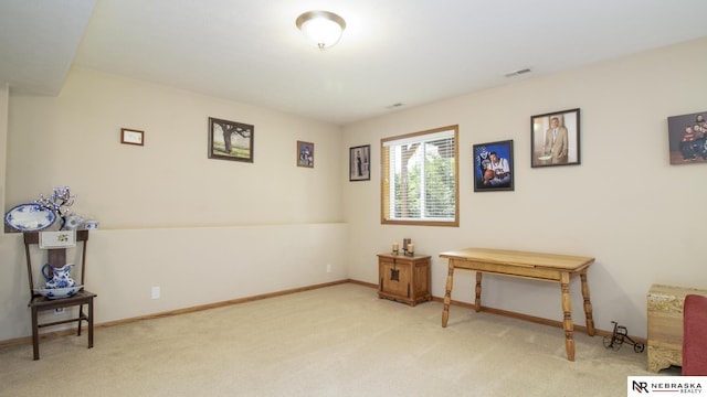 1933 Redstone Rd, Lincoln, NE 68521 - carpeted empty room with baseboards
