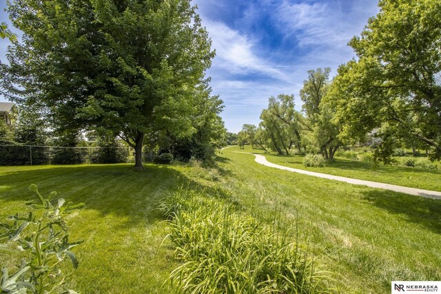 1933 Redstone Rd, Lincoln, NE 68521 - view of community with a yard