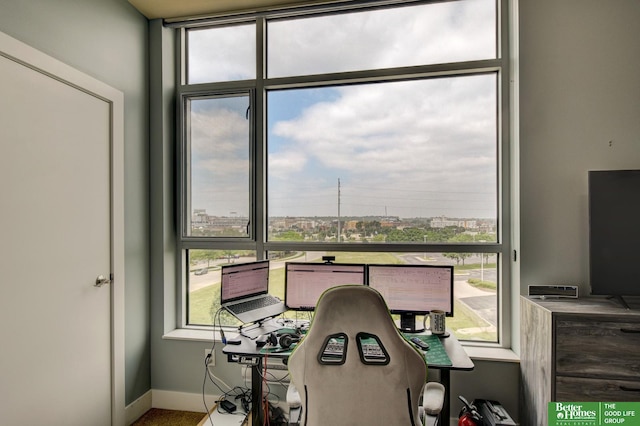 444 Riverfront Plz Unit 501, Omaha, NE 68102 - office space with baseboards