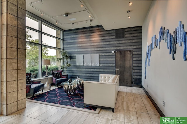 444 Riverfront Plz Unit 501, Omaha, NE 68102 - view of lobby