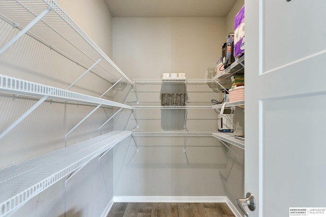 7163 N 164th St, Bennington, NE 68007 - view of pantry