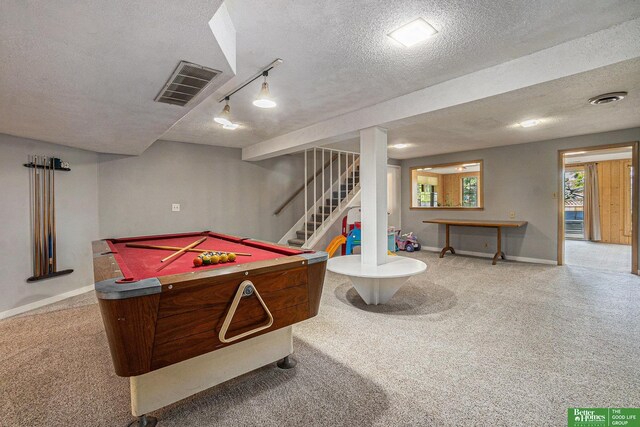 1729 S 76th Ave, Omaha, NE 68124 - game room featuring a textured ceiling, carpet, billiards table, and track lighting