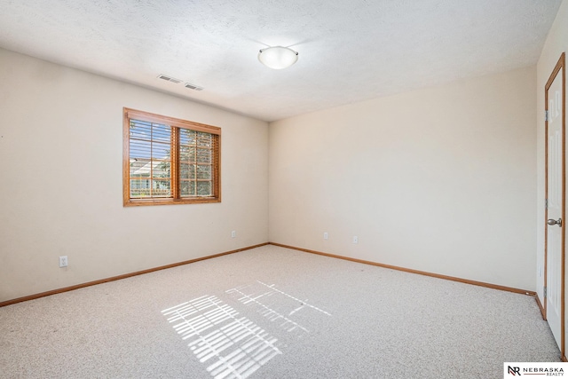 4209 N 158th Ave, Omaha, NE 68116 - unfurnished room with light carpet and baseboards