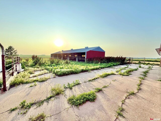26855 SW 89th Rd, Beatrice, NE 68310 - view of yard