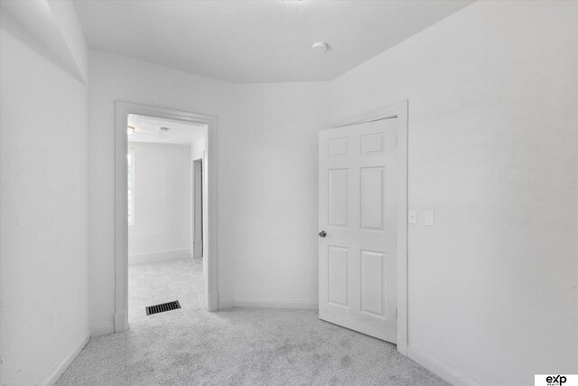 3102 Woolworth Ave, Omaha, NE 68105 - carpeted spare room featuring baseboards