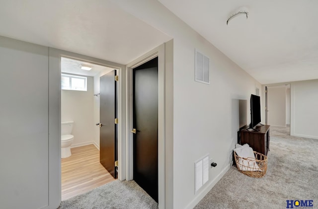 1991 Calvert St, Lincoln, NE 68502 - hall featuring carpet
