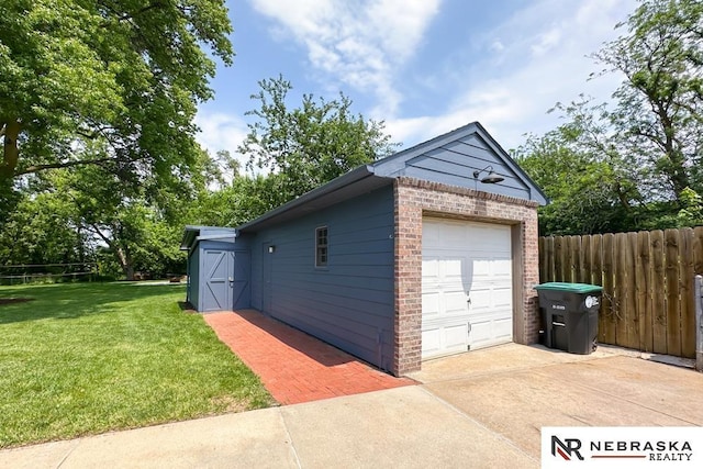 8506 Keystone Dr, Omaha, NE 68134 - detached garage featuring driveway