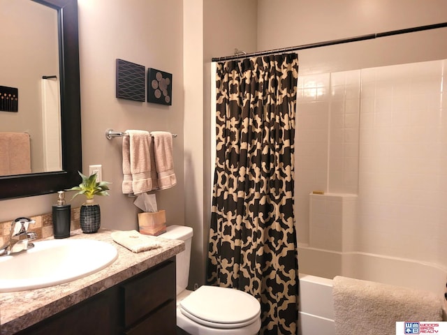 2364 N Columbia Ave, Seward, NE 68434 - full bath featuring vanity and shower / bath combo with shower curtain