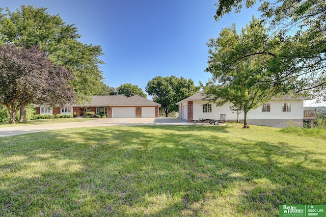 21900 Angus Rd, Gretna, NE 68028 - view of front of house featuring a front lawn and driveway
