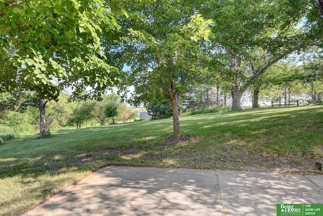 21900 Angus Rd, Gretna, NE 68028 - view of green lawn
