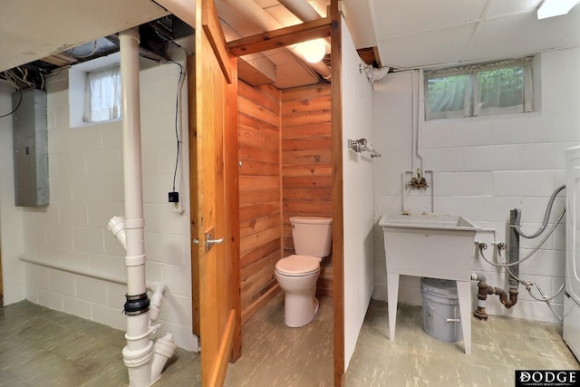 405 W 20th St, Fremont, NE 68025 - bathroom with toilet and electric panel