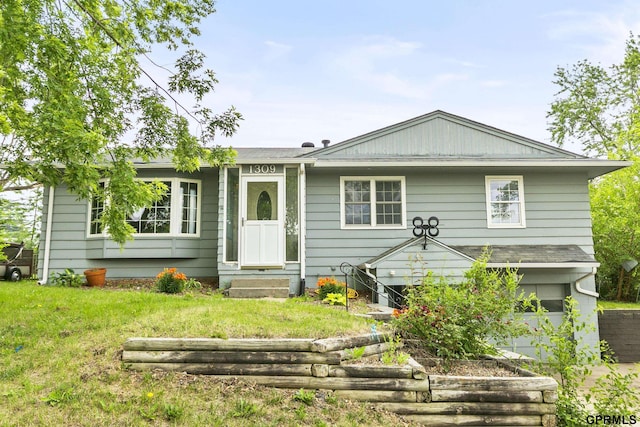 1309 Hansen Ave, Bellevue, NE 68005 - view of front facade featuring entry steps and a front lawn