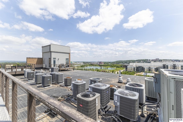 105 S 9th St Unit 308, Omaha, NE 68102 - view of wooden deck