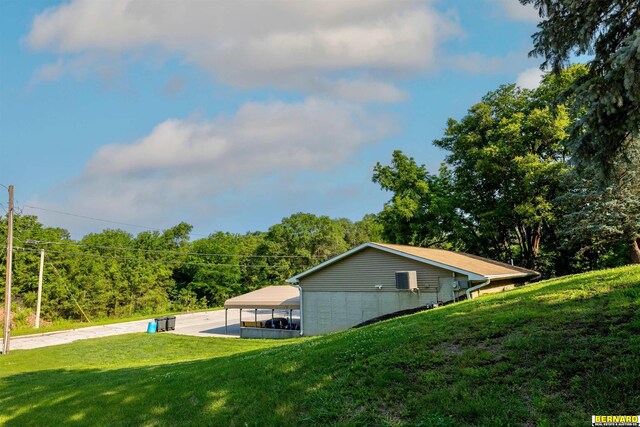 817 S 3rd St, Nebraska City, NE 68410 - view of home's exterior with a lawn