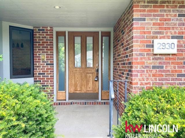 2930 Drawbridge Ct, Lincoln, NE 68516 - entrance to property featuring brick siding