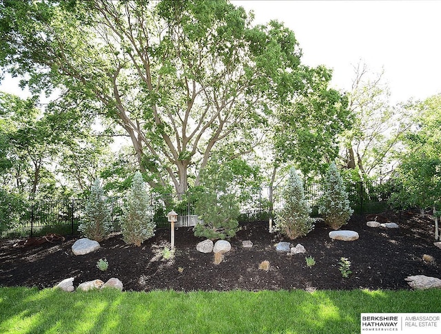 10309 S 102nd St, Papillion, NE 68046 - view of yard