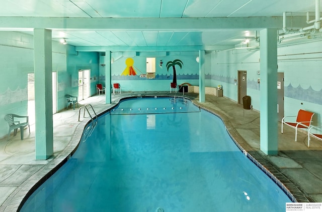 12727 W Dodge Rd Unit 124C, Omaha, NE 68154 - view of indoor community pool