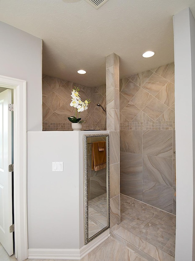 1526 Provencal Cir, Yutan, NE 68073 - bathroom featuring a walk in shower and recessed lighting