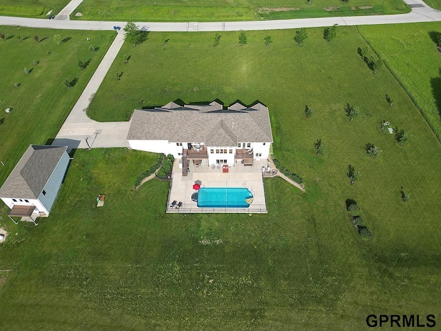 1526 Provencal Cir, Yutan, NE 68073 - view of subject property with a pool