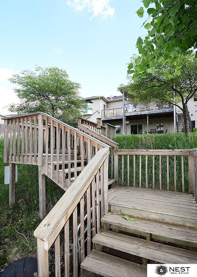 7521 Exbury Rd, Lincoln, NE 68516 - view of wooden deck