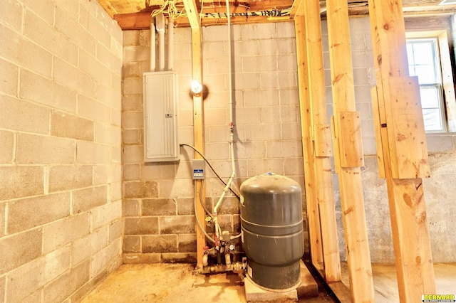 1916 S 42nd Rd, Talmage, NE 68448 - utility room featuring electric panel