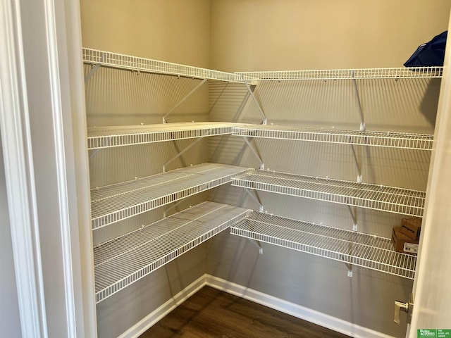 8619 N 176th St, Bennington, NE 68007 - view of pantry