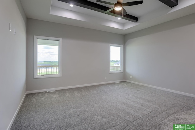 5620 N 212th St, Elkhorn, NE 68022 - empty room with carpet flooring, a tray ceiling, recessed lighting, and ceiling fan