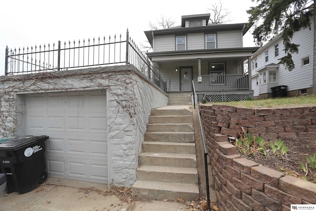 809 S 36th St, Omaha, NE 68105 - view of front of property featuring a porch