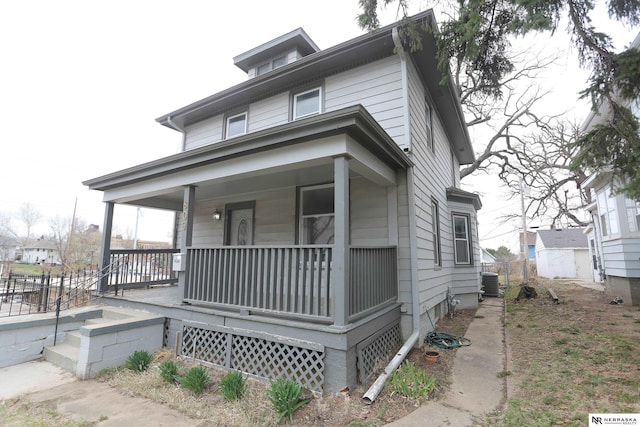 809 S 36th St, Omaha, NE 68105 - traditional style home featuring covered porch