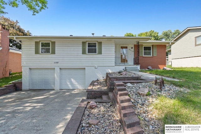 8832 Spaulding Cir, Omaha, NE 68134 - single story home featuring an attached garage and driveway