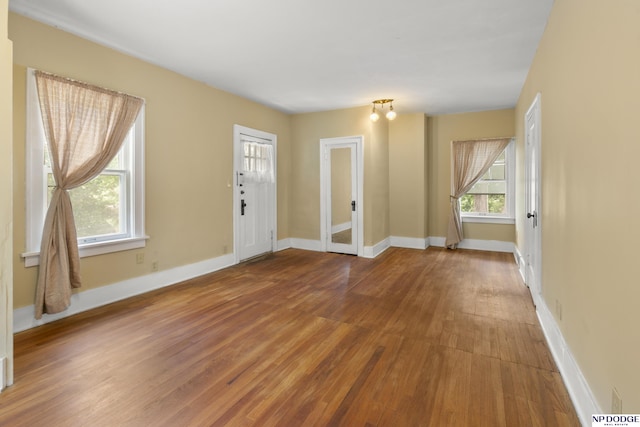 602 N 85th St, Omaha, NE 68114 - entryway with wood finished floors and baseboards