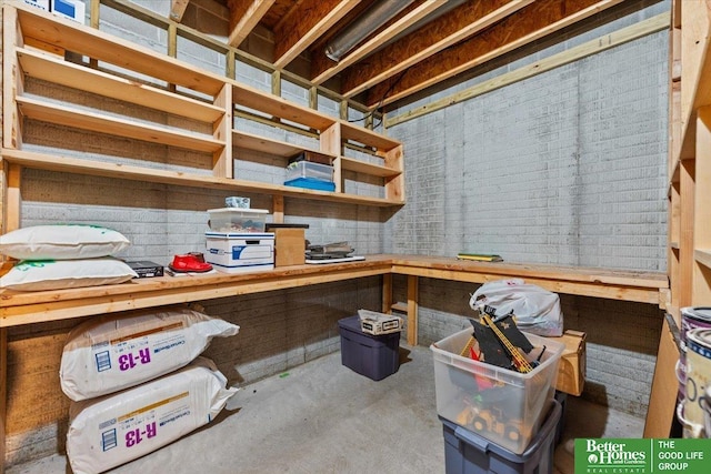 5510 N 83rd St, Omaha, NE 68134 - view of storage area