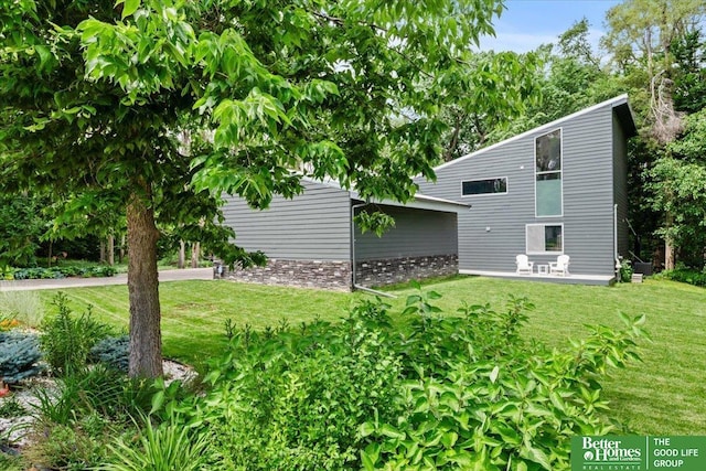 5510 N 83rd St, Omaha, NE 68134 - view of grassy yard